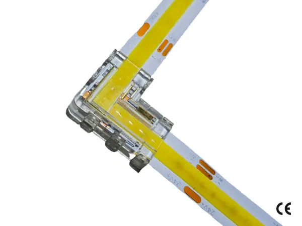 3 pin KONEKTOR pro CCT COB & SMD LED pásky, typ: LED pásek ↔ LED pásek - ROHOVÝ, PCB 10mm
