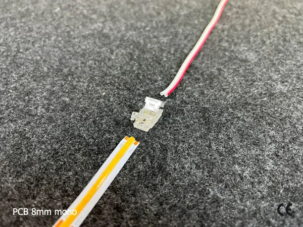 2 pin KONEKTOR pro MONO COB & SMD LED pásky, typ: LED pásek ↔ SVORKA pro přívodní vodič, PCB 8mm